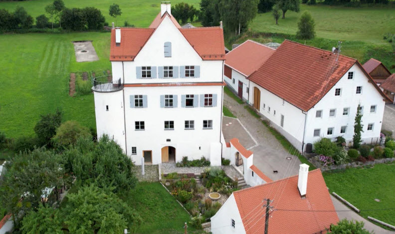 Schloss Frickenhausen, Germany